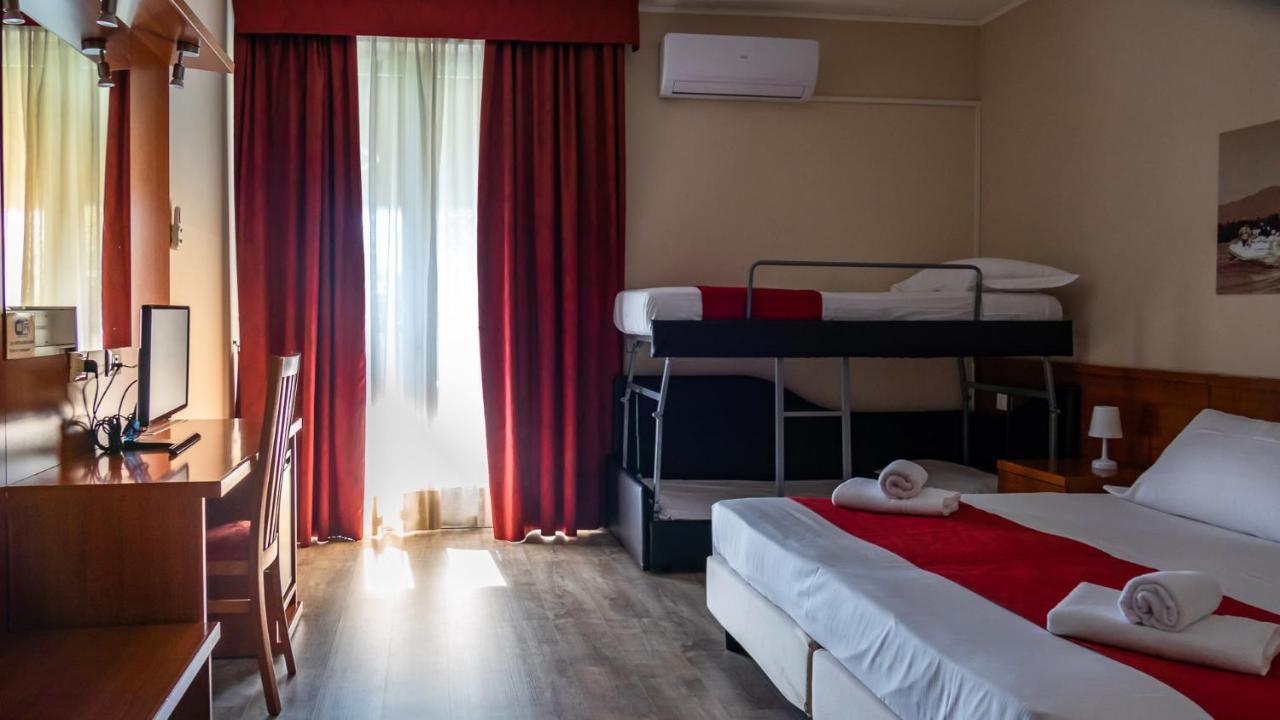 Hotel Venezia Park Castelnuovo del Garda Buitenkant foto