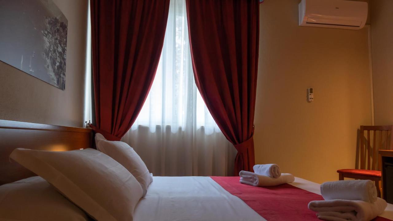 Hotel Venezia Park Castelnuovo del Garda Buitenkant foto