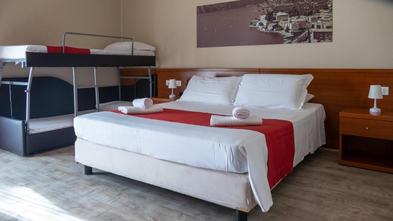 Hotel Venezia Park Castelnuovo del Garda Buitenkant foto