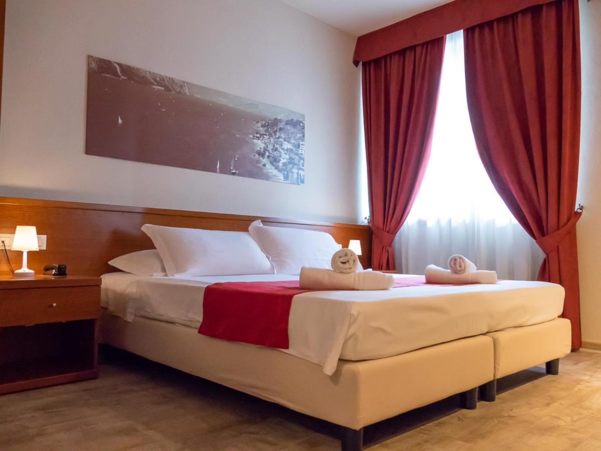 Hotel Venezia Park Castelnuovo del Garda Buitenkant foto